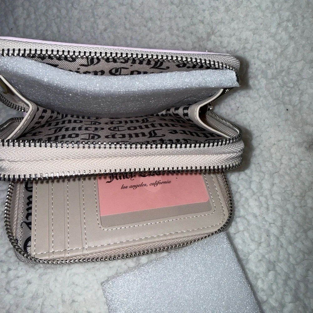 NWT Juicy Couture Girlie Royalty Double Medium Zip Around Wallet